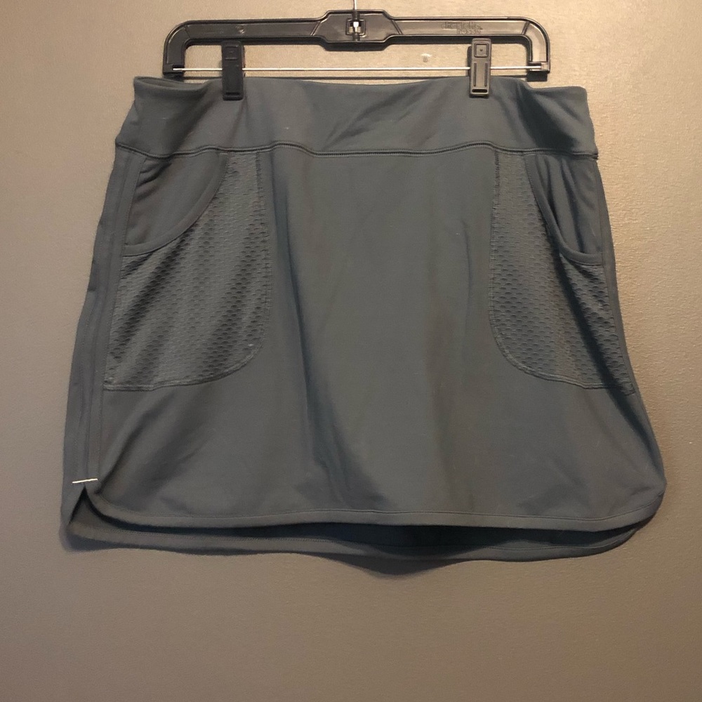 Calia by Carrie Underwood skort